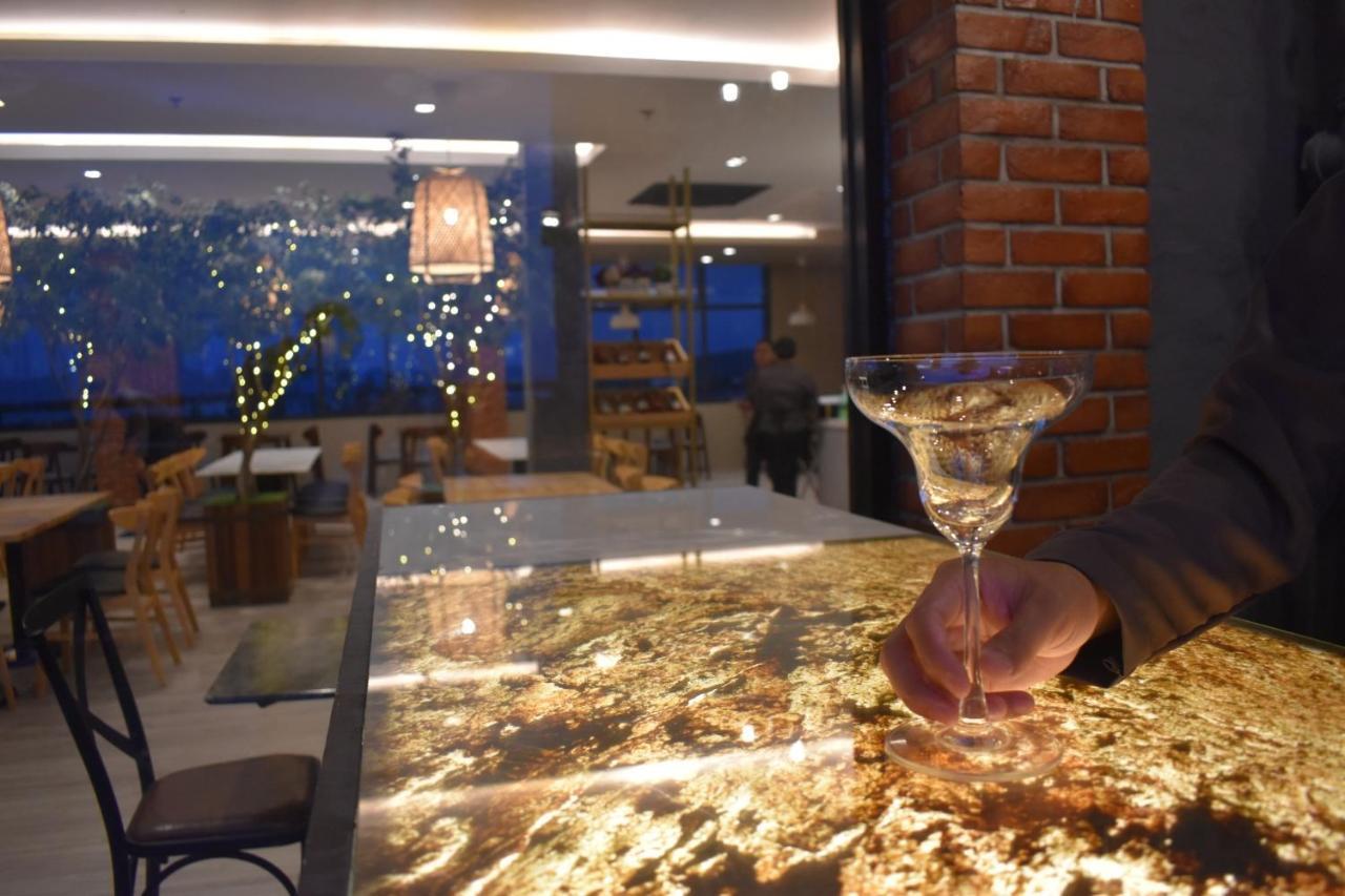 West Prime Hotel Calbayog Extérieur photo